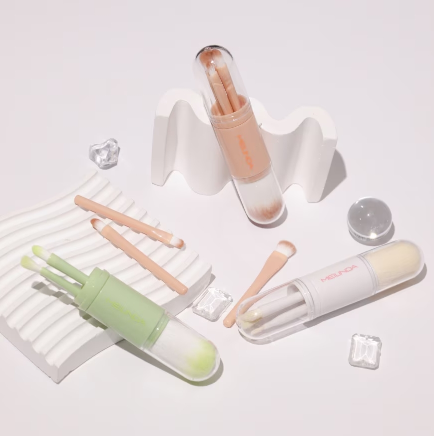 Meilinda Handy Pocket Brush 4ชิ้น MC4311 (คละสี)